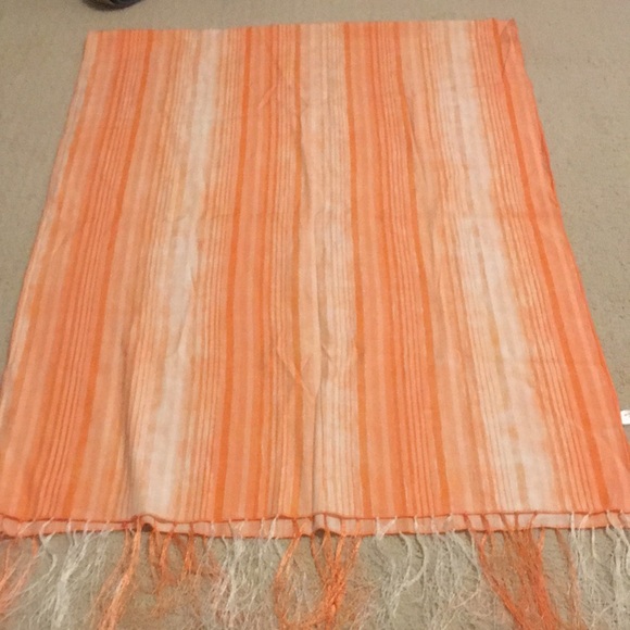 OZSOY Creation Large Shawl - Picture 13 of 13